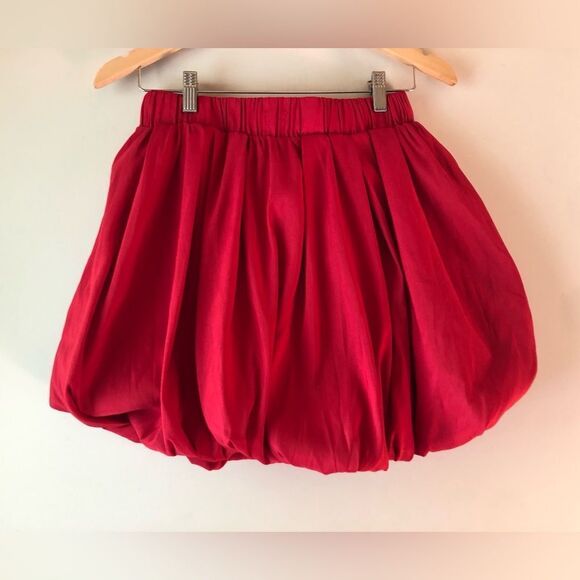 📳 A New Day | NEW Red Puffed Up Skirt - Picture 3 of 5